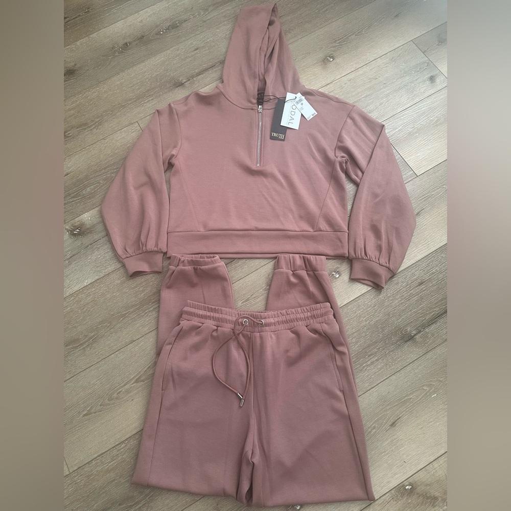 Truth two piece set